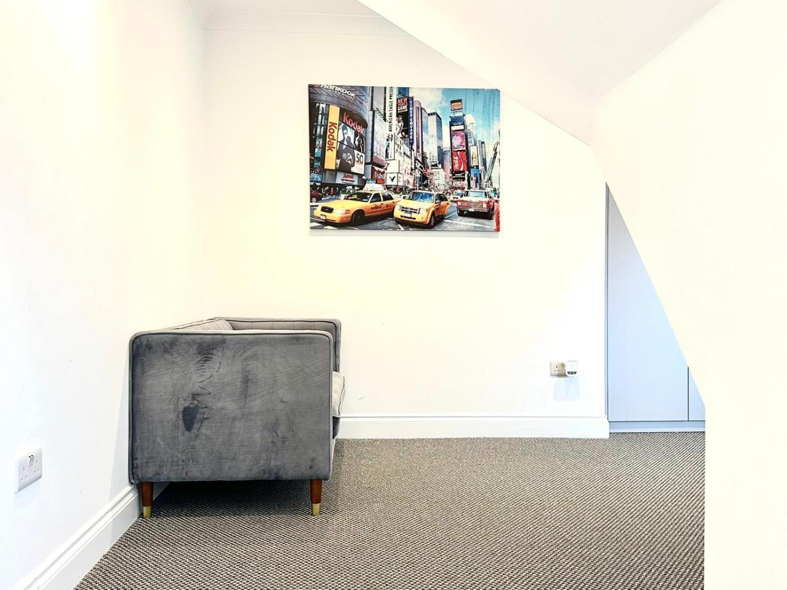 Stylish Modern, Private Apartment,15 Mins To Central London Hendon Exterior foto